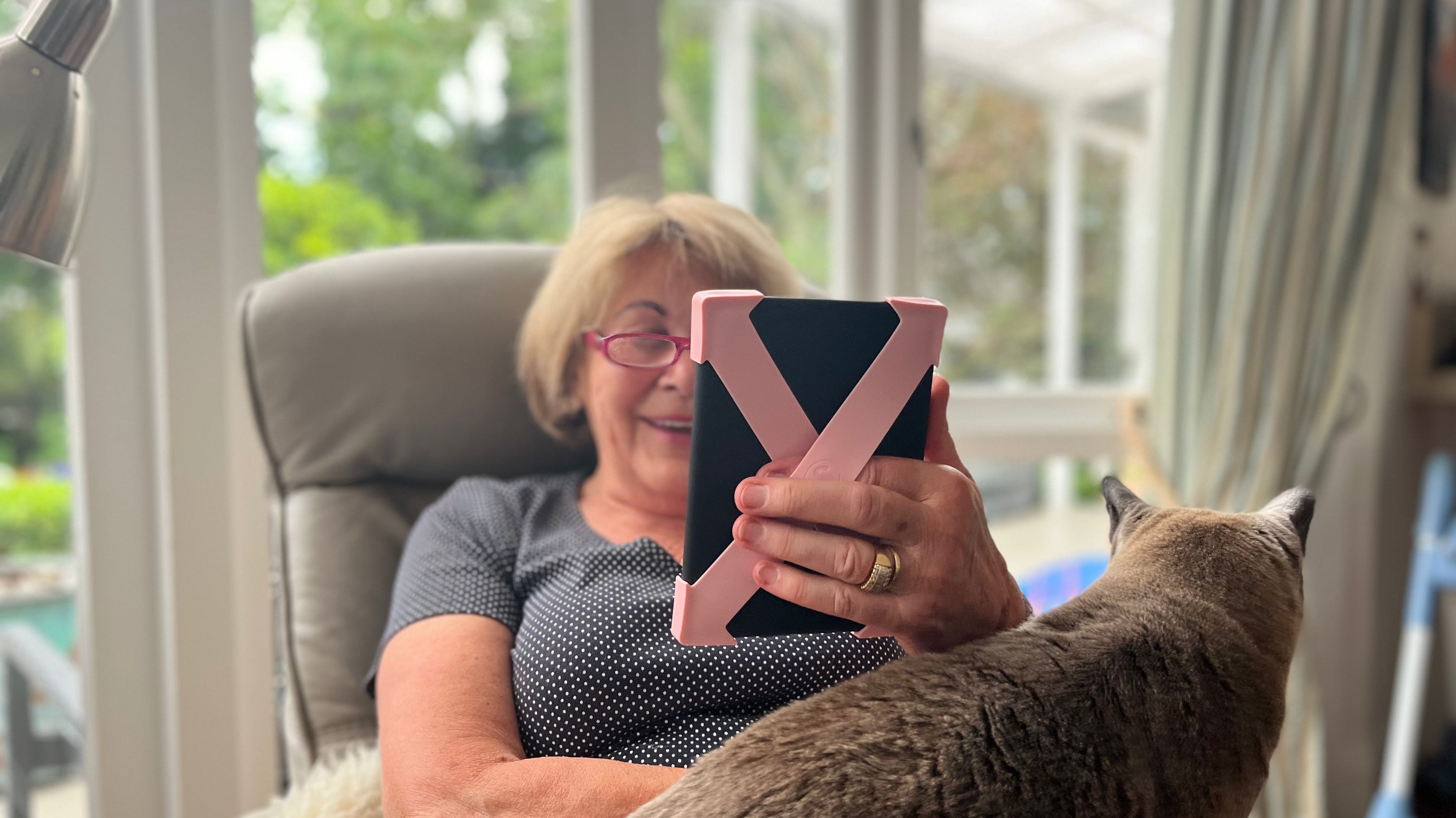 The Benefits of Using a Strap for Your Kindle