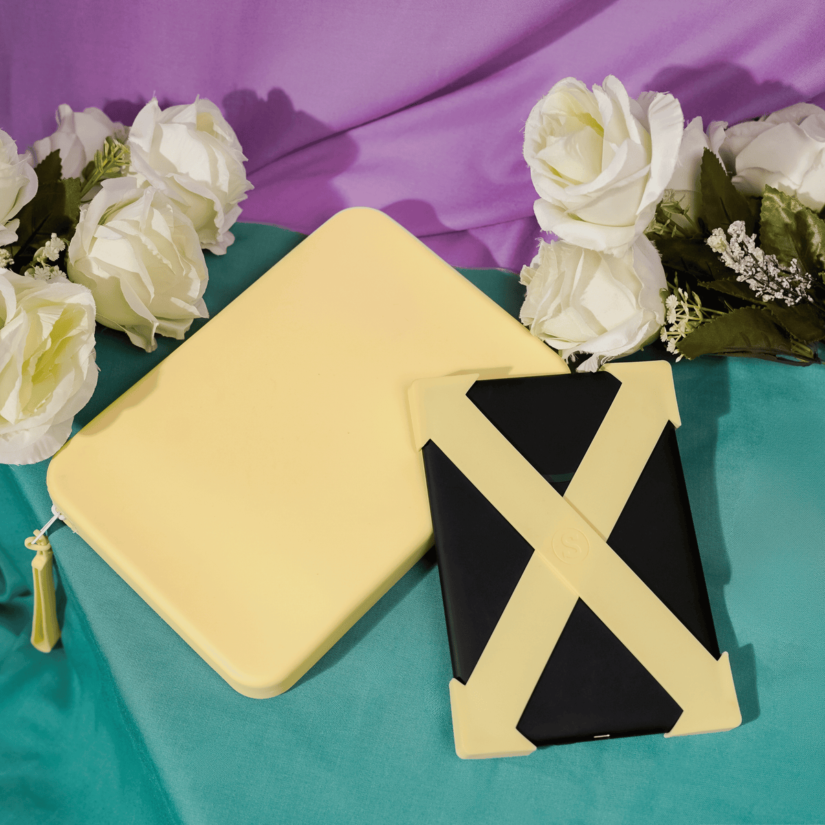 Butter Yellow Strapsicle Kindle Clutch and Straps set styled with white roses - Buy Kindle Accessories Direct