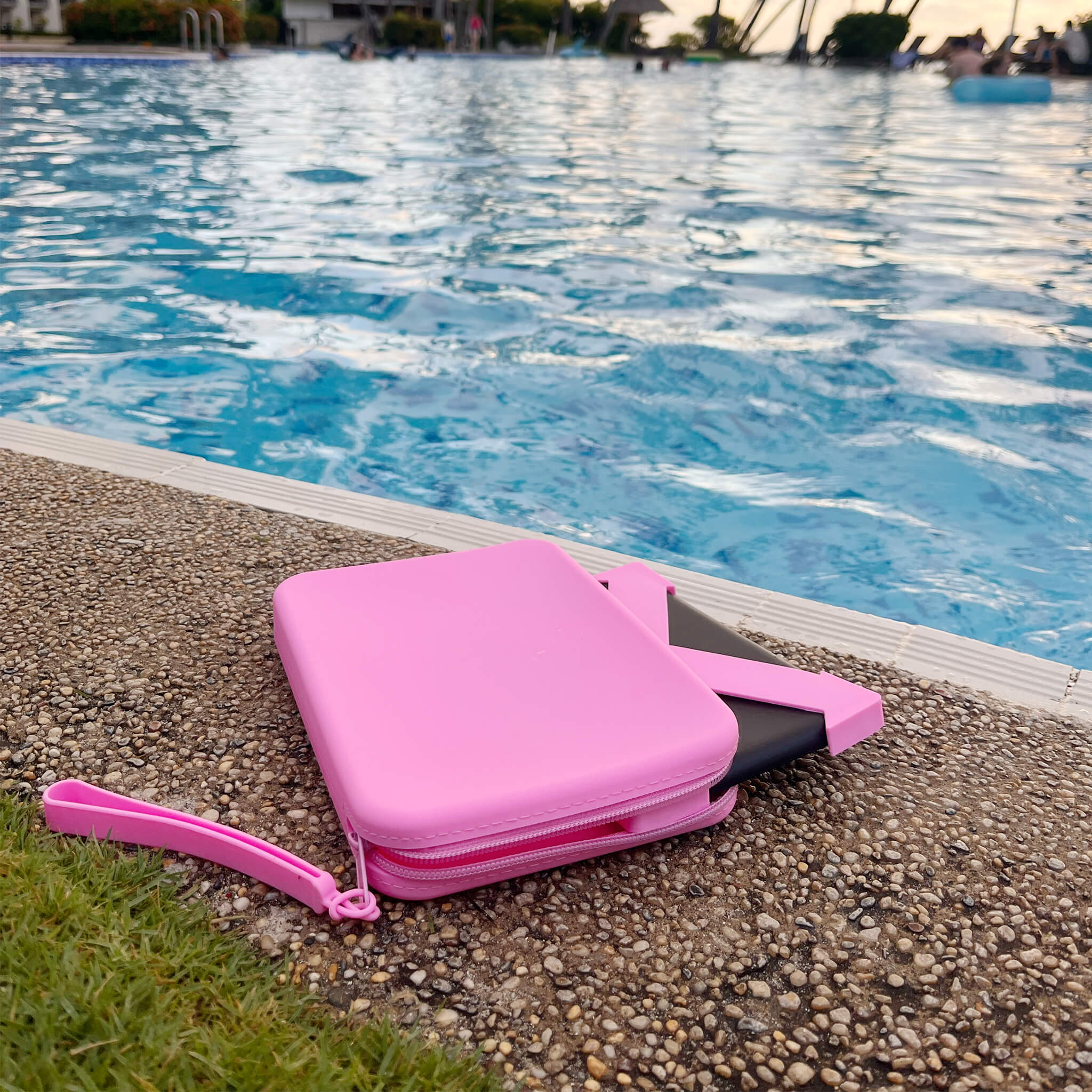 Candy Pink Strapsicle Clutch Kindle Bag with handle carrying handheld devices comfortably - Buy Kindle Accessories Direct