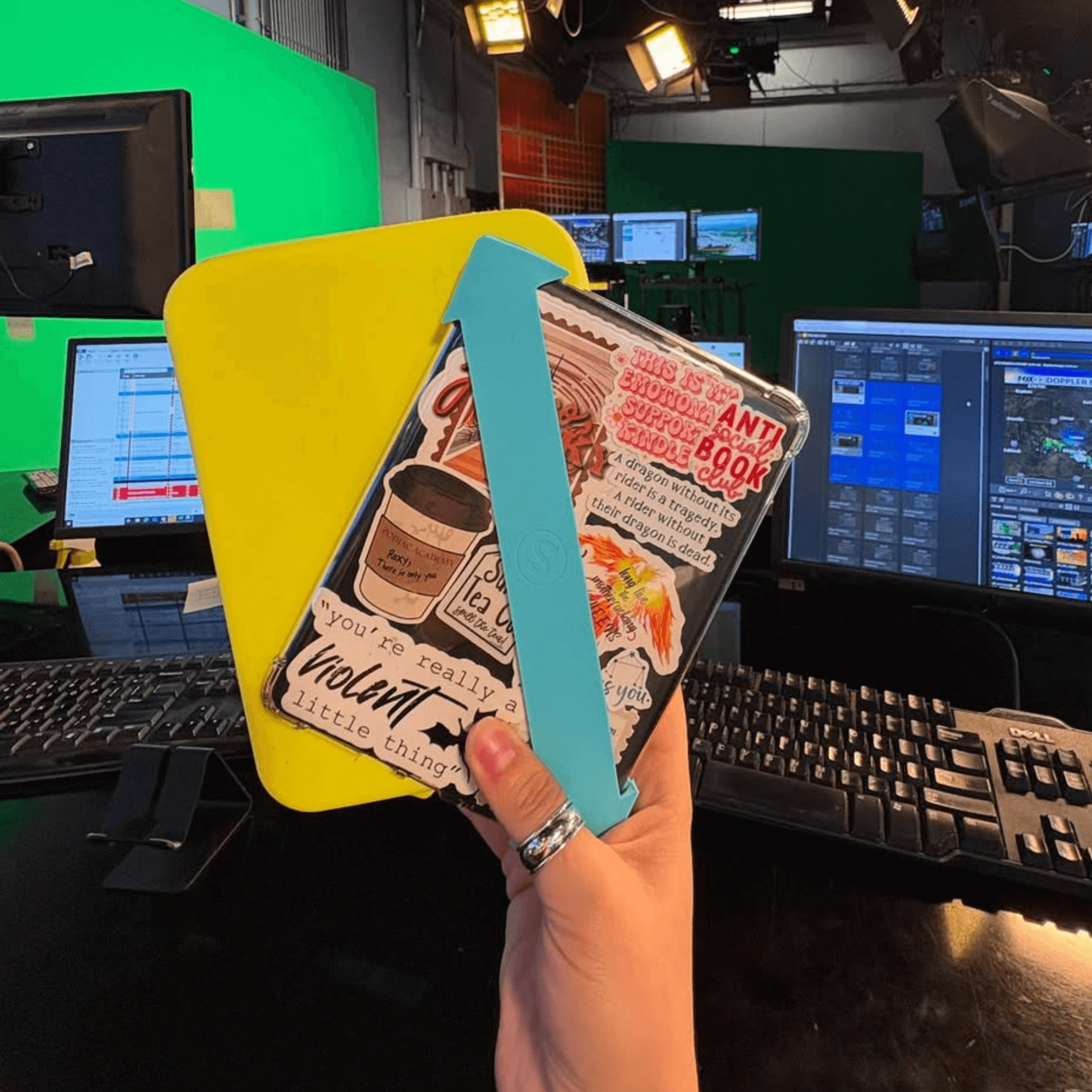 Strapsicle Neon Bolt Kindle Straps and Neon Lemon Clutch Kindle Bag with handle - Buy Kindle Accessories Direct